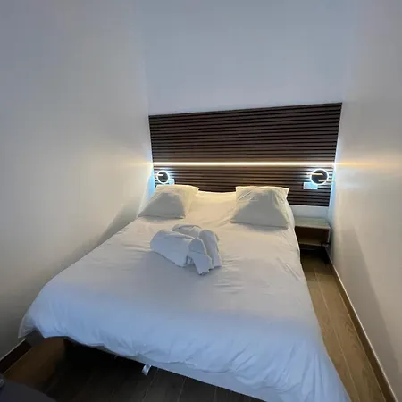 Hotel Du Parc Canal - Stade De France *