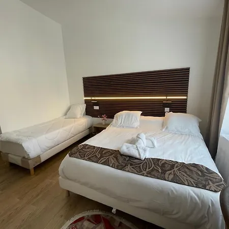 Hotel Du Parc Canal - Stade De France
